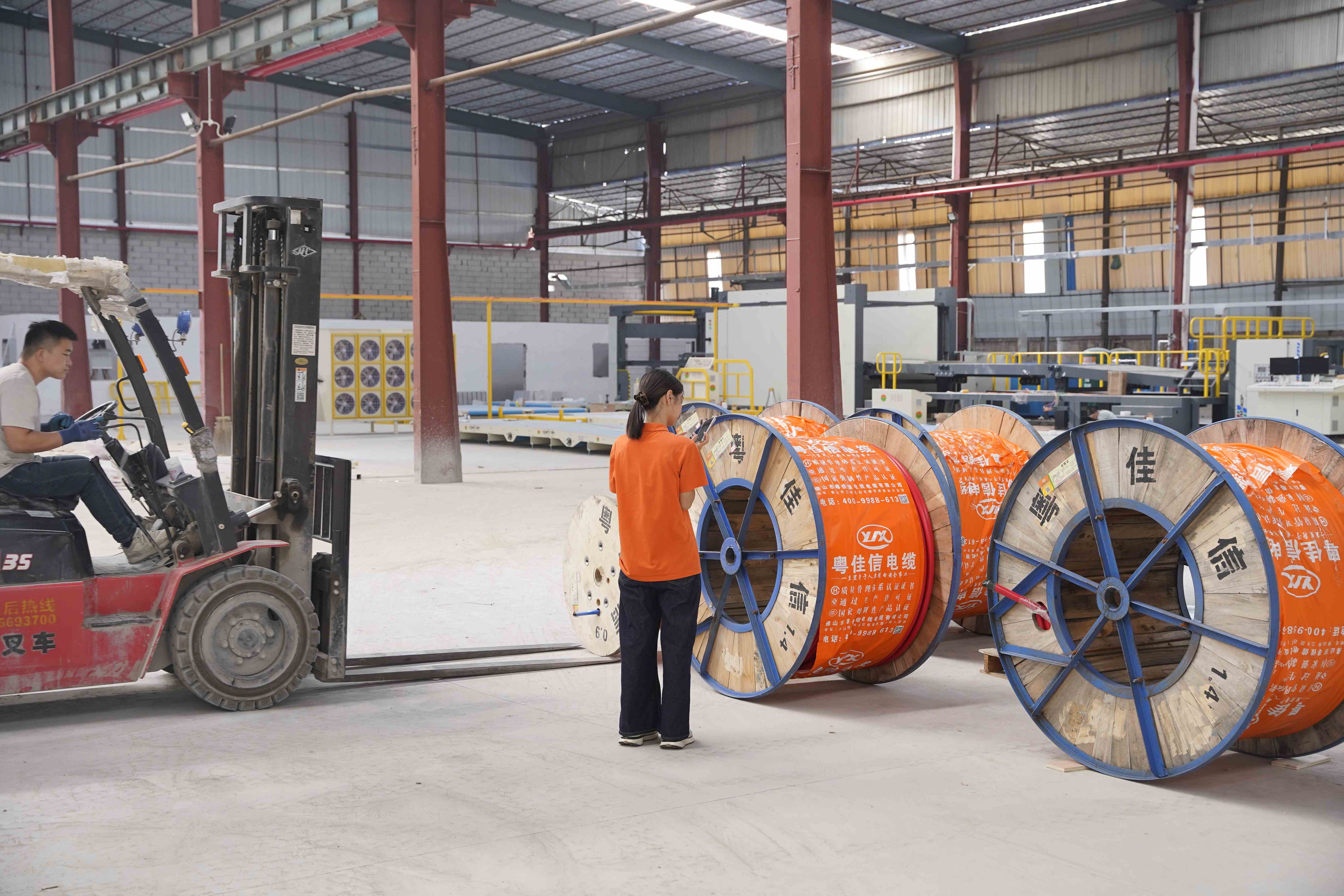 工厂大型车间快猫成人短视频APP下载选购的四大关键